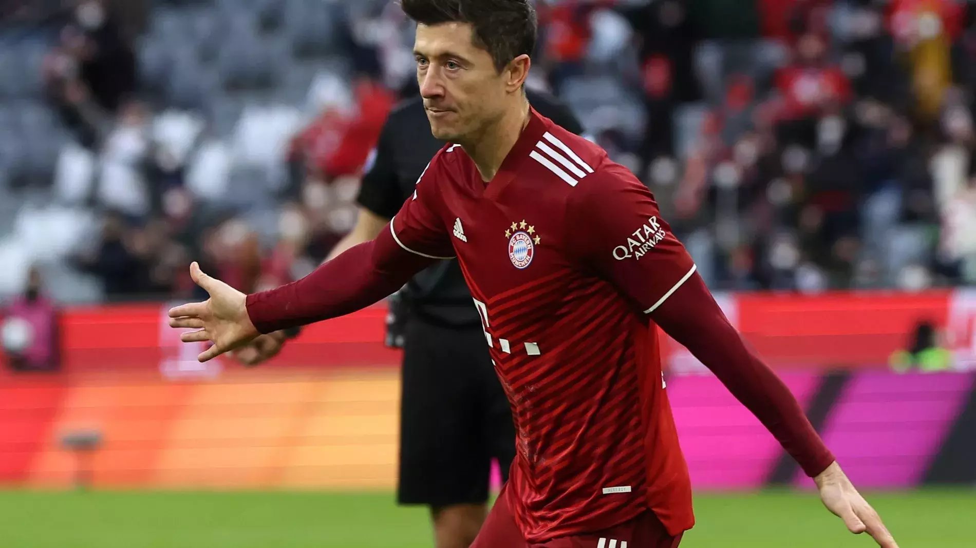 上游芯片卖爆，下游利润微薄，厂商困在了千亿美元的可穿戴市场